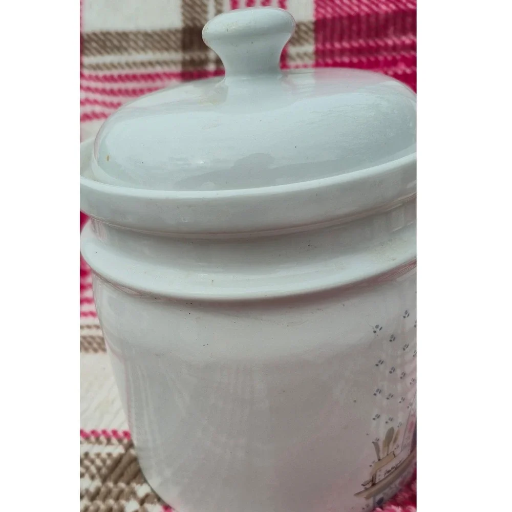 Vintage Paul Marshall Country Home Swan Ceramic Canister Jar with‎ Lid White